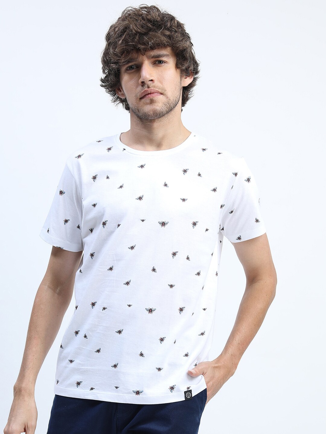 

LOCOMOTIVE Men White Printed Pockets Slim Fit T-shirt
