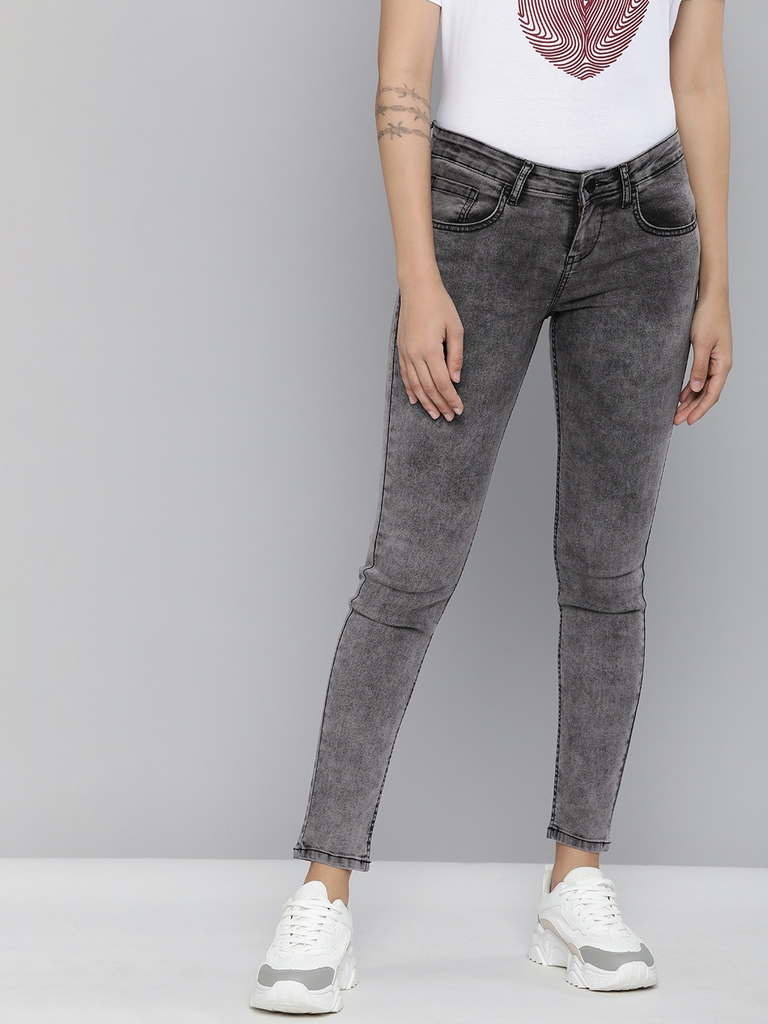 

HERE&NOW Women Grey Light Fade Stretchable Casual Jeans
