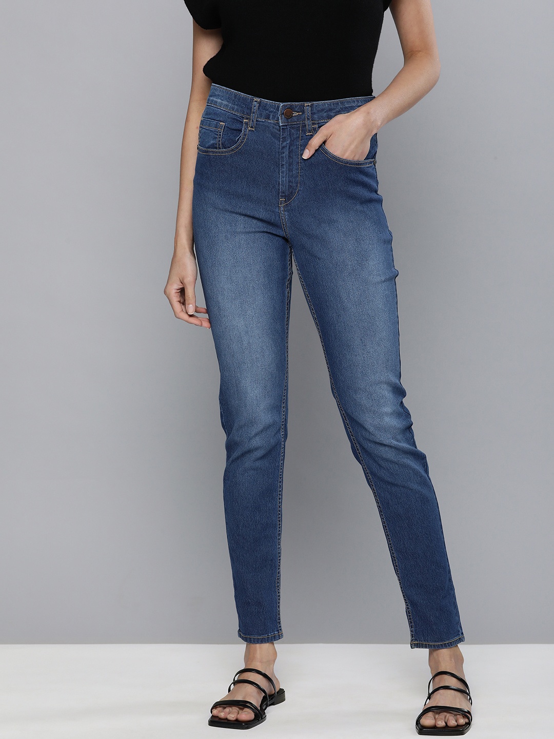 

HERE&NOW Women Indigo Light Fade Stretchable Casual Jeans, Blue