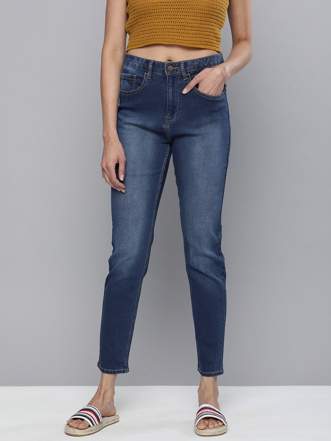 

HERE&NOW Women Dark Indigo Blue Slim Fit High-Rise Clean Look Light Fade Stretchable Jeans