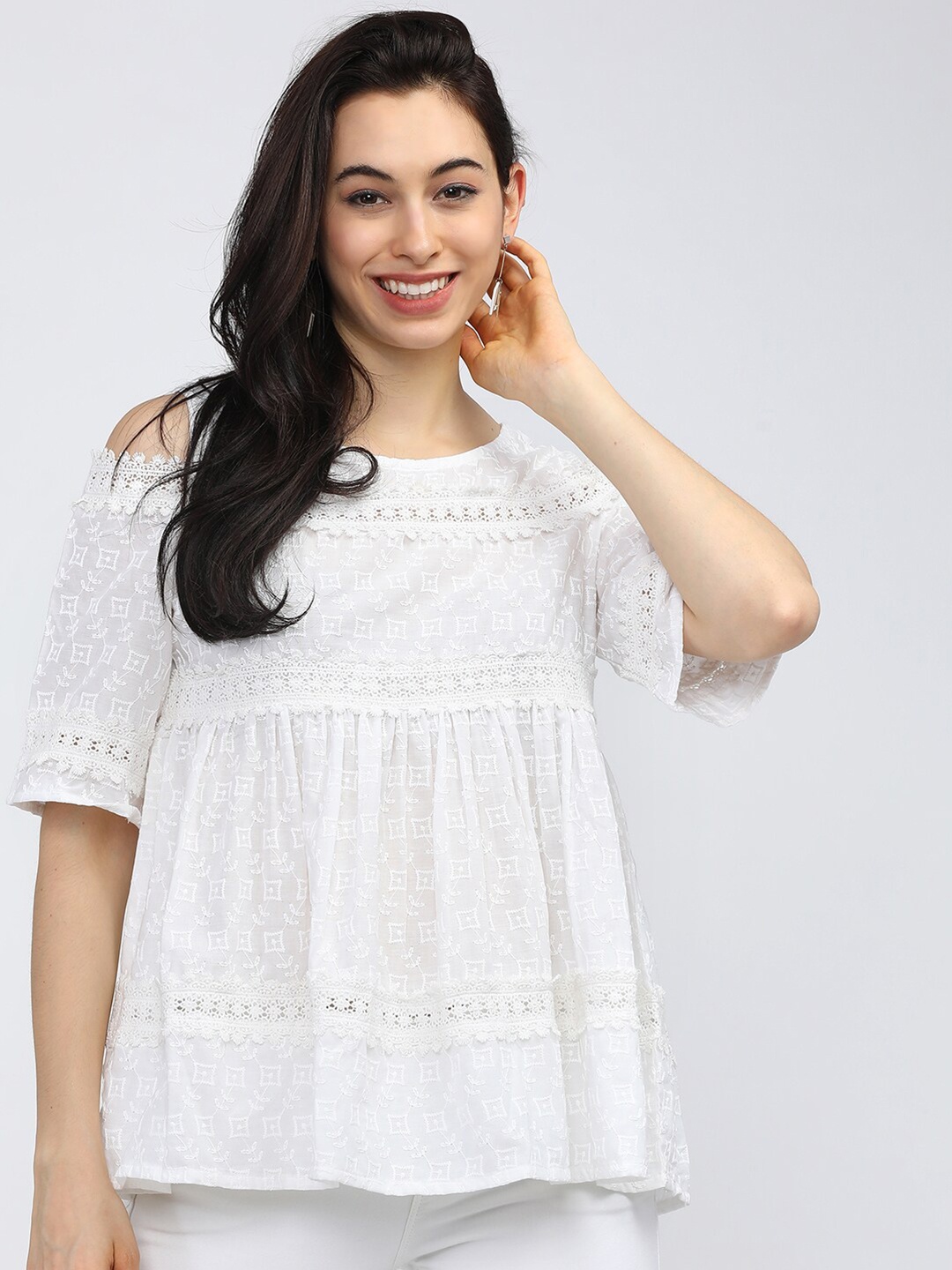 

Tokyo Talkies Off White & bright gray Empire Top