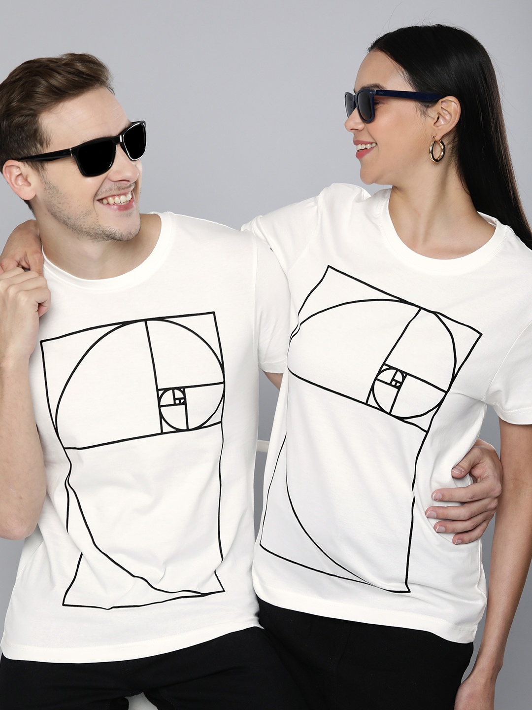 

HERE&NOW Unisex White Geometric Printed Pure Cotton Slim Fit T-shirt