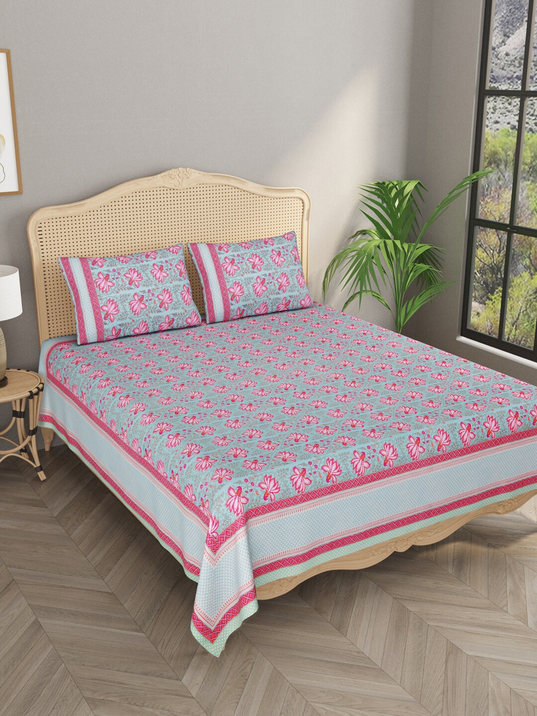 

Gulaab Jaipur Green & Magenta Floral 600 TC King Bedsheet with 2 Pillow Covers