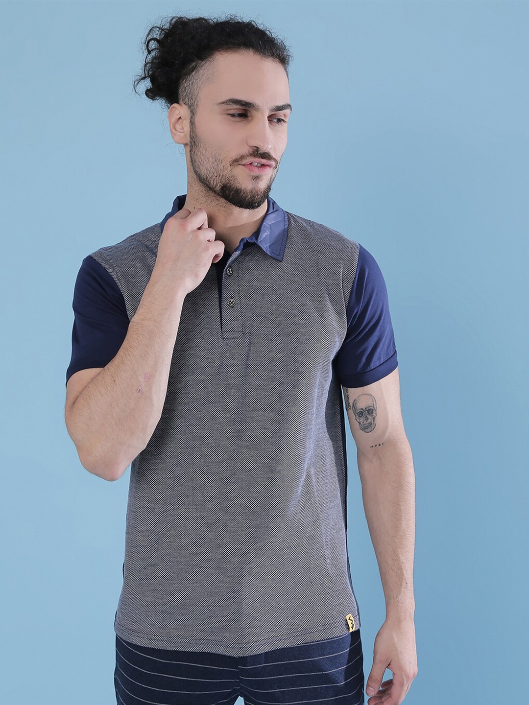 

Campus Sutra Men Multicoloured Striped Polo Collar Pockets Outdoor T-shirt, Multi