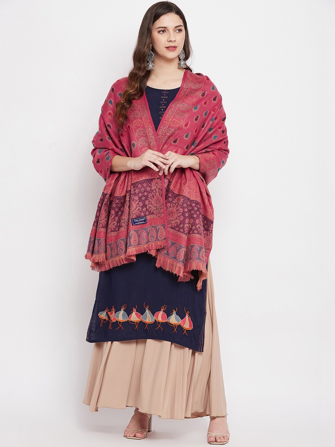 

VERO AMORE Woman Pink & Green Woven Design Shawl