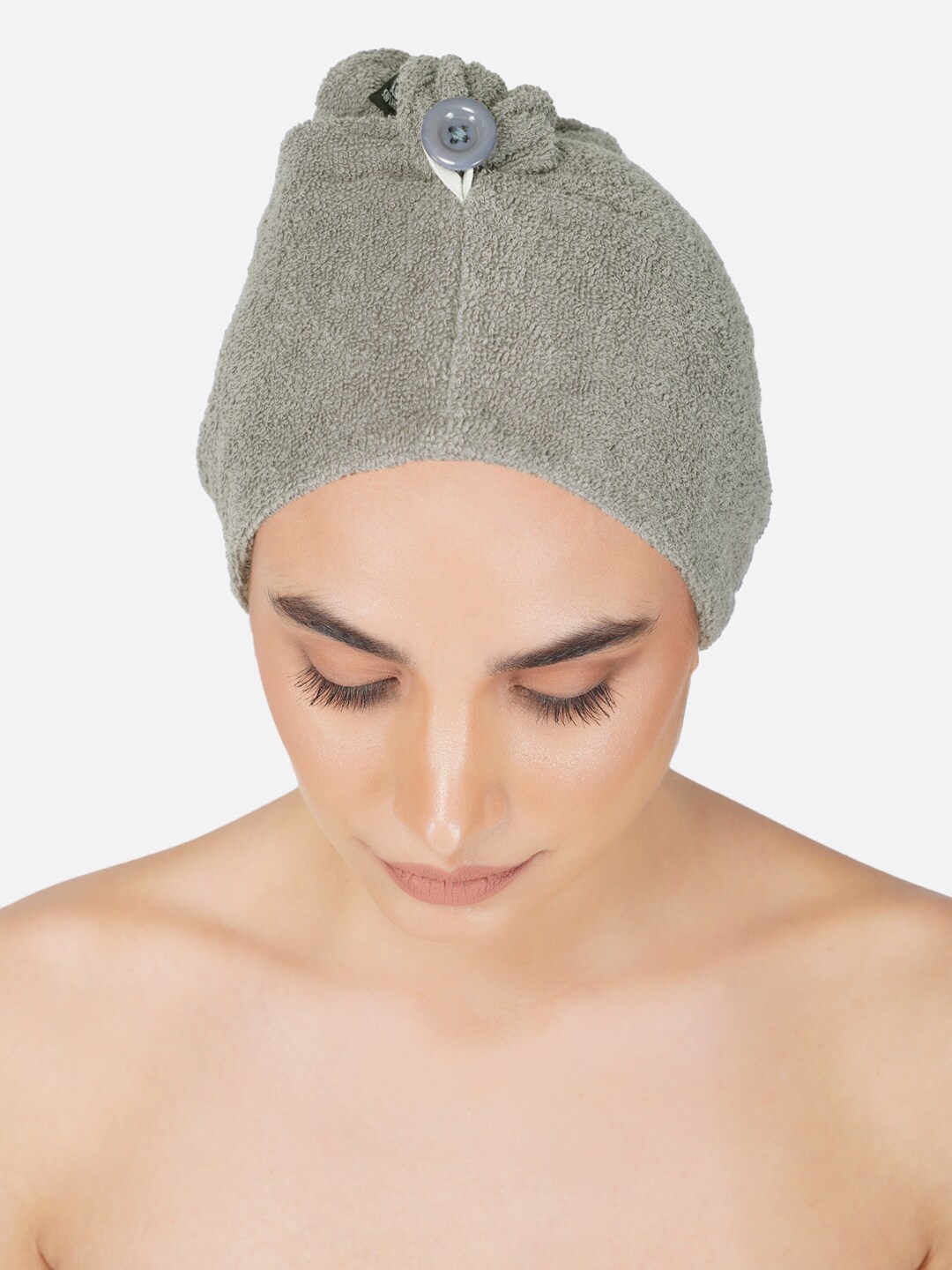 

RANGOLI Women Grey Solid 400 GSM Pure Cotton Hair-Drying Bath Towel