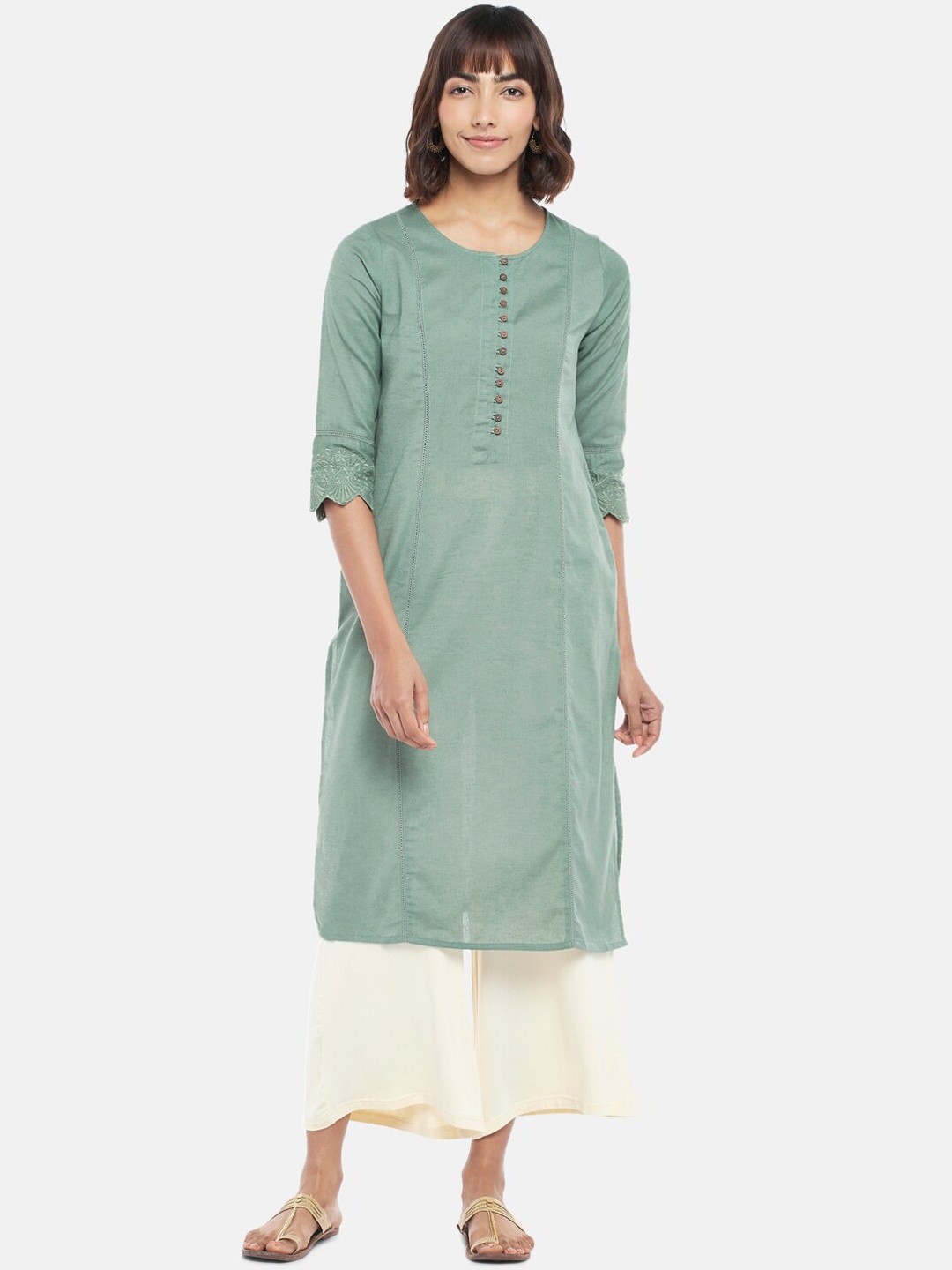 

RANGMANCH BY PANTALOONS Women Green Solid Round Neck Straight Kurta