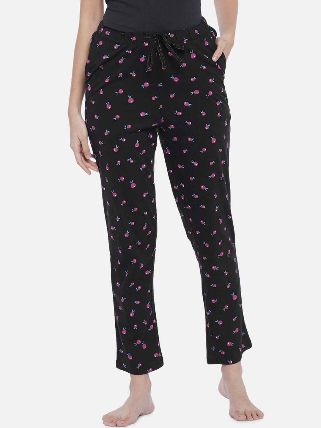 

Dreamz by Pantaloons Women Black Printed Cotton Lounge Pants