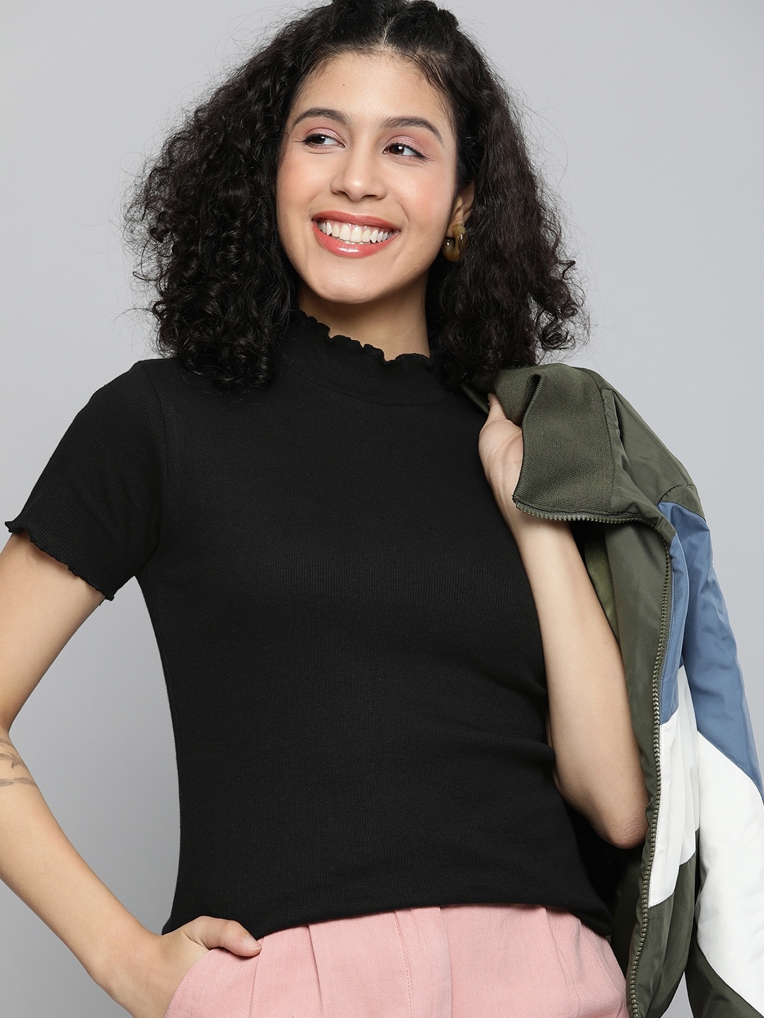 

HERE&NOW Women Black Solid Ribbed Regular Top