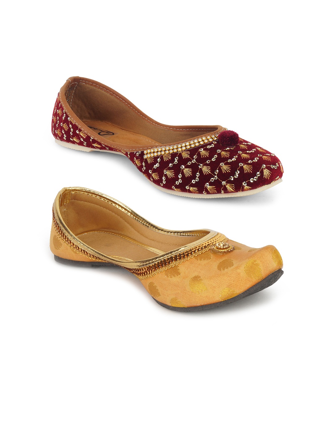 

The Desi Dulhan Women Multicoloured Mojaris Flats, Multi