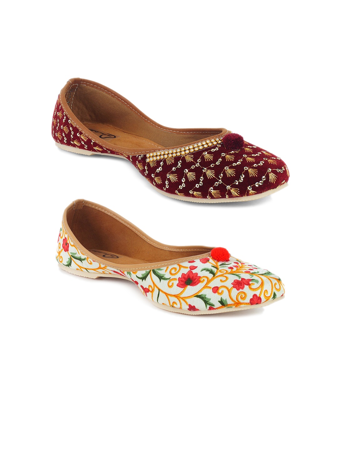 

The Desi Dulhan Women Multicoloured Printed Mojaris Flats, Multi