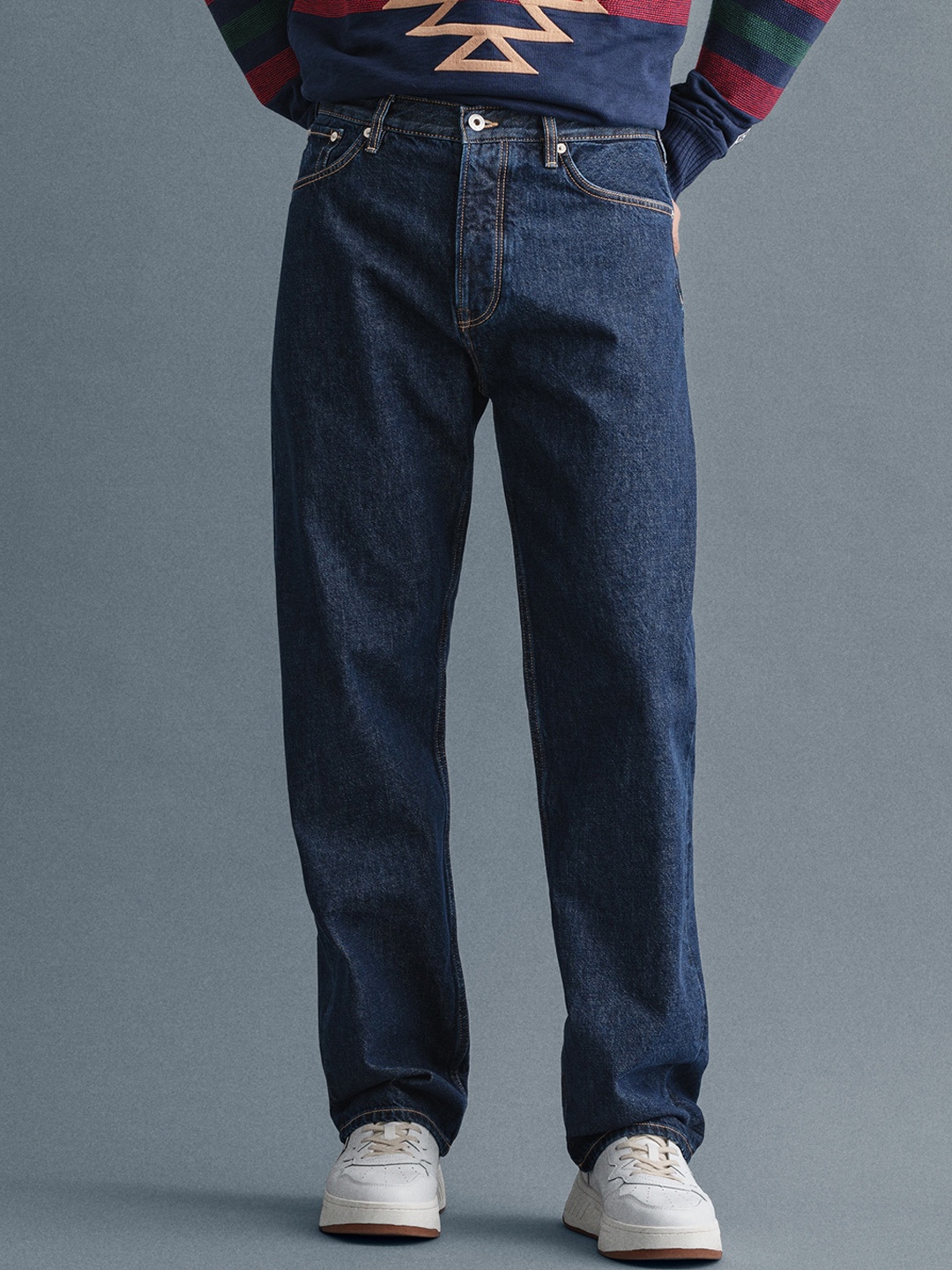 

GANT Men Navy Blue Clean Look Regular Fit Stretchable Jeans