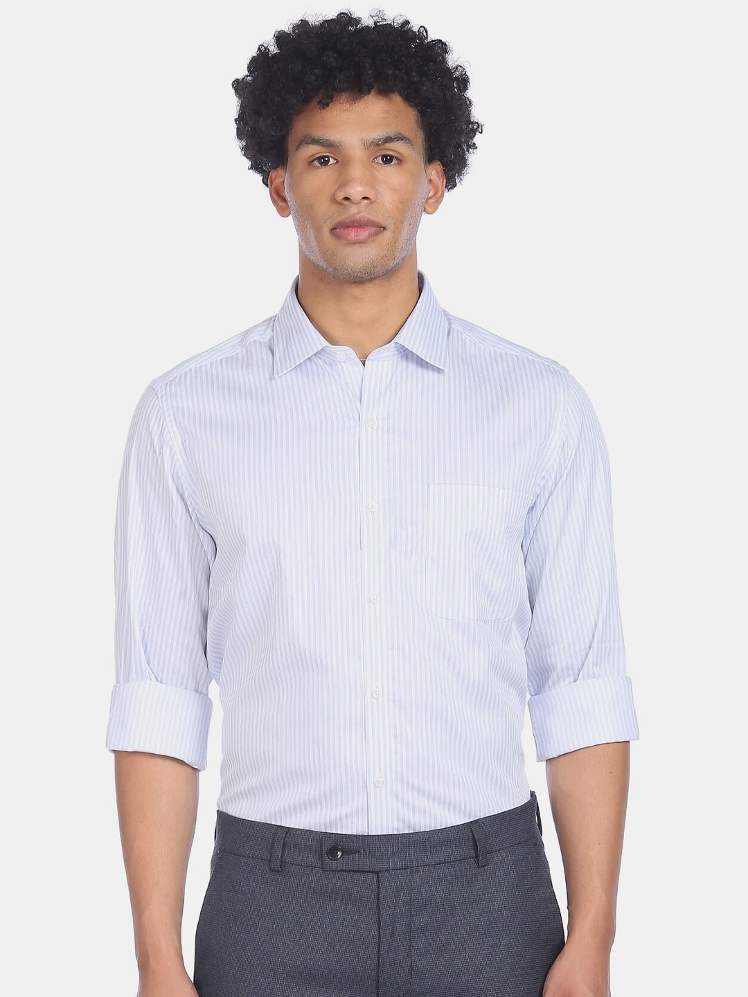 

Arrow Men Blue & White Vertical Striped Pure Cotton Semi-Formal Shirt