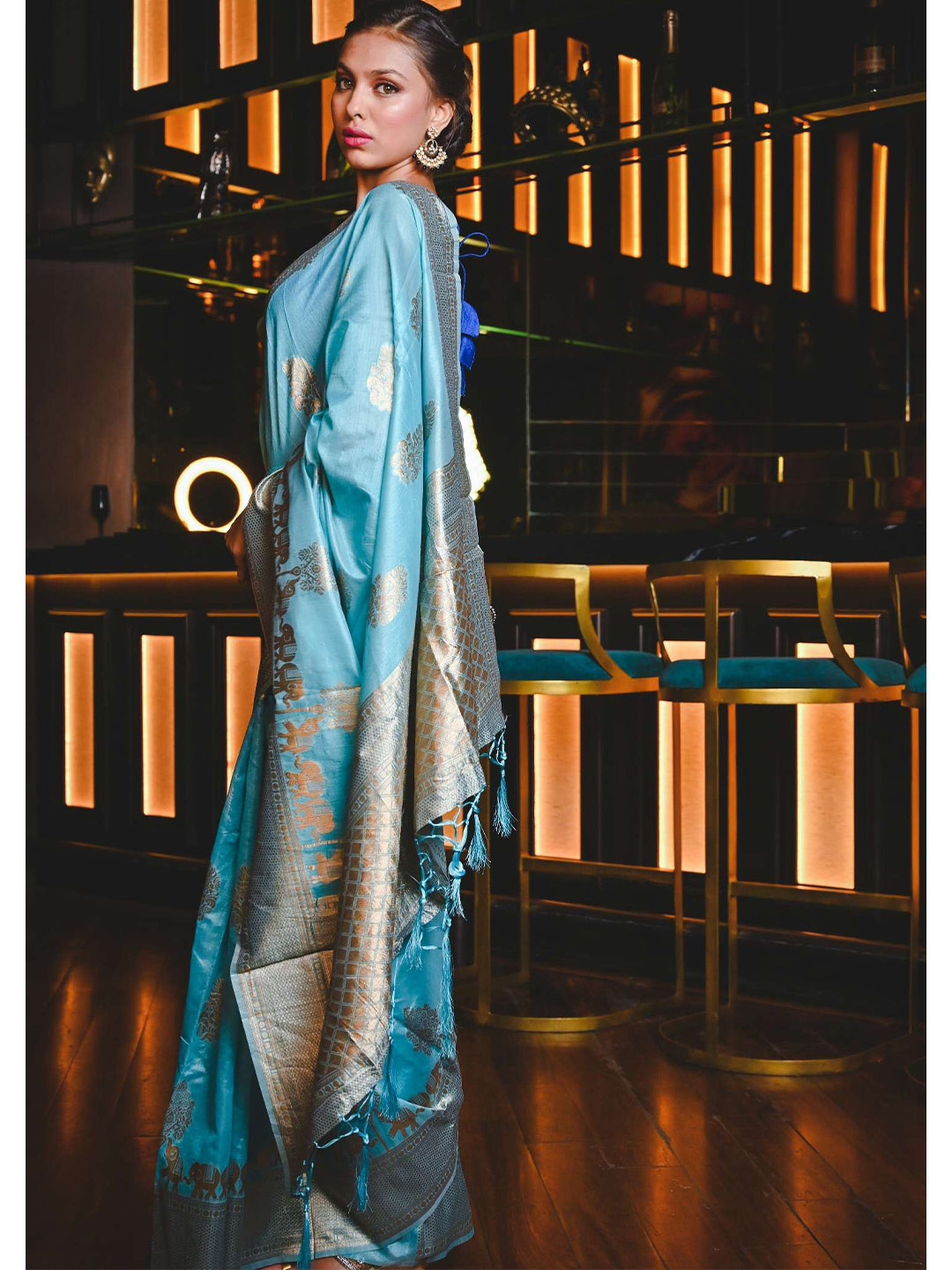 

KARAGIRI Blue & Gold-Toned Ethnic Motifs Silk Blend Maheshwari Saree