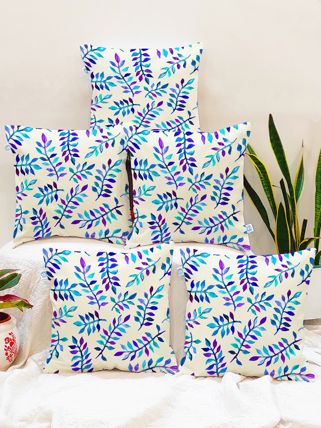 

STITCHNEST Set Of 5 Cream-Coloured & Blue Floral Printed Square Cushion Covers