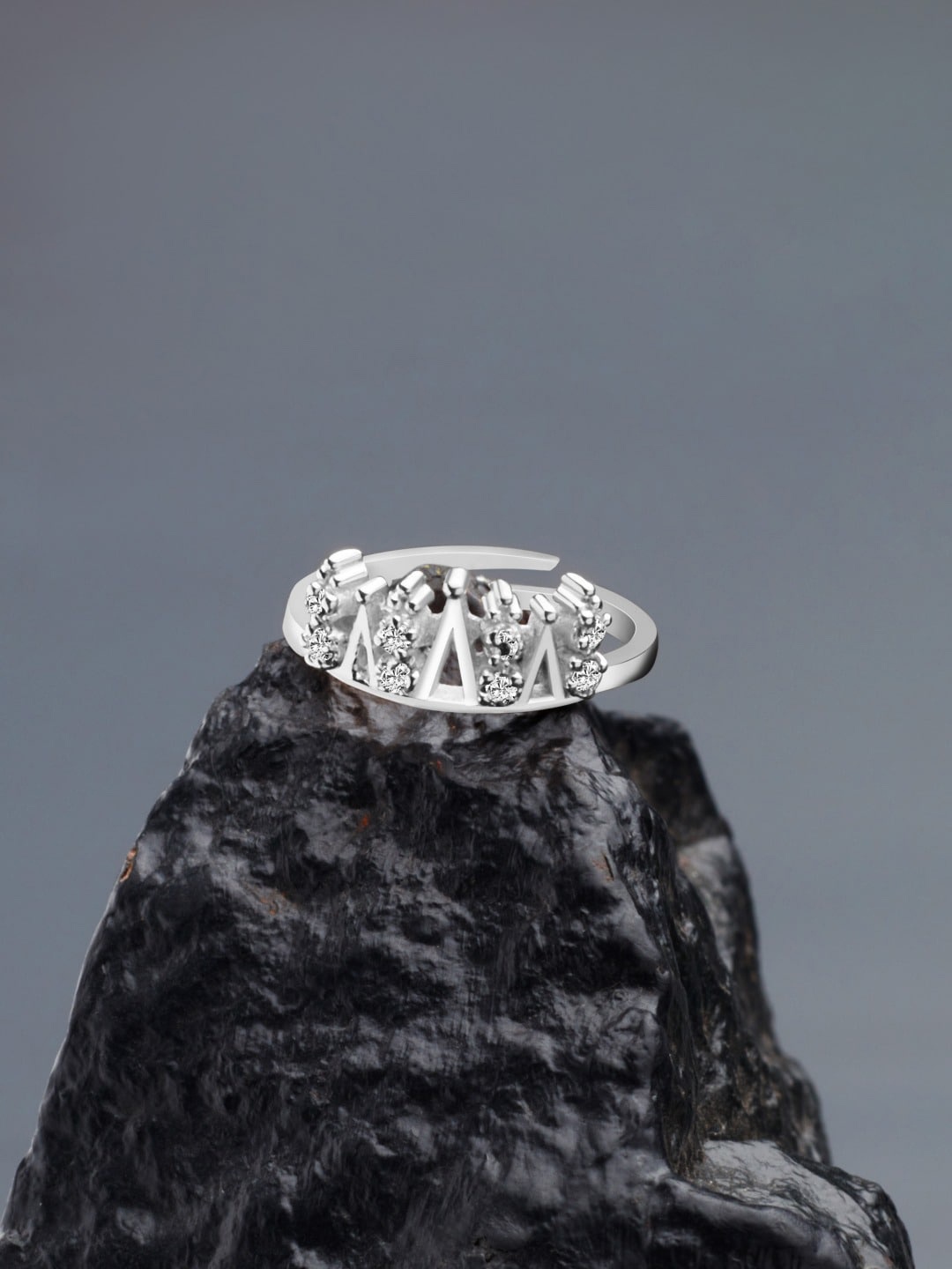 

AMI Silver-Plated White CZ-Studded Adjustable Finger Ring