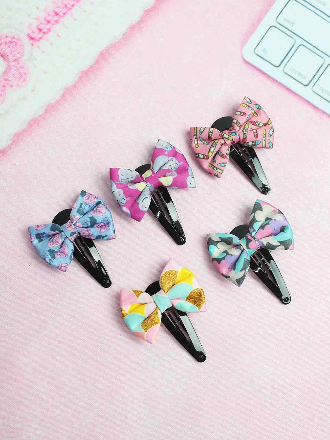 

Tossido Girls Black & Pink Set of 5 Tic Tac Hair Clip