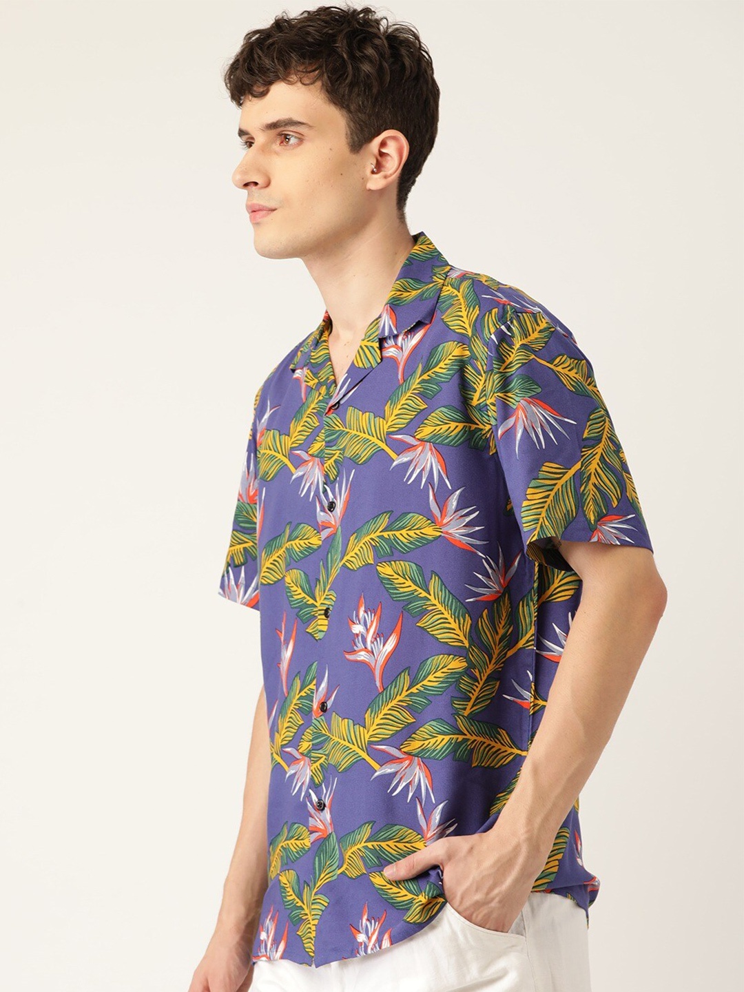 

Hancock Men Blue Relaxed Floral Printed Casual Shirt