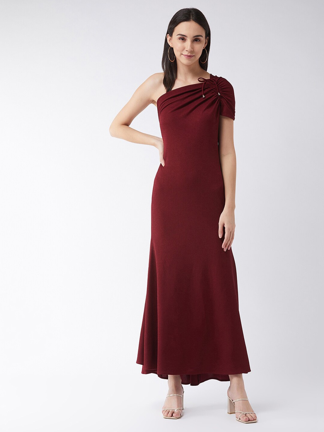 

Miss Chase Maroon Solid Knitted One Shoulder Maxi Dress