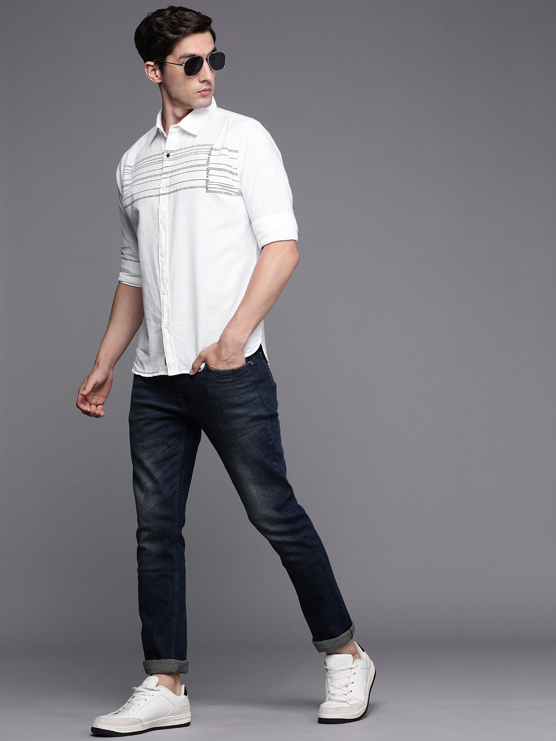 

WROGN Men White & Black Slim Fit Striped Pure Cotton Casual Shirt