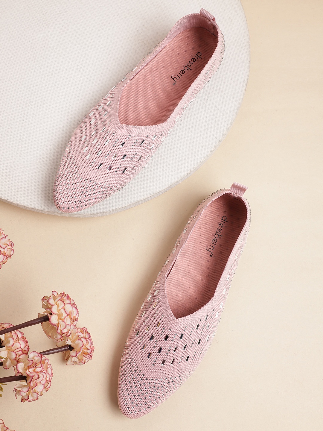 

DressBerry Women Pink & Silver-Toned Embellished Ballerinas