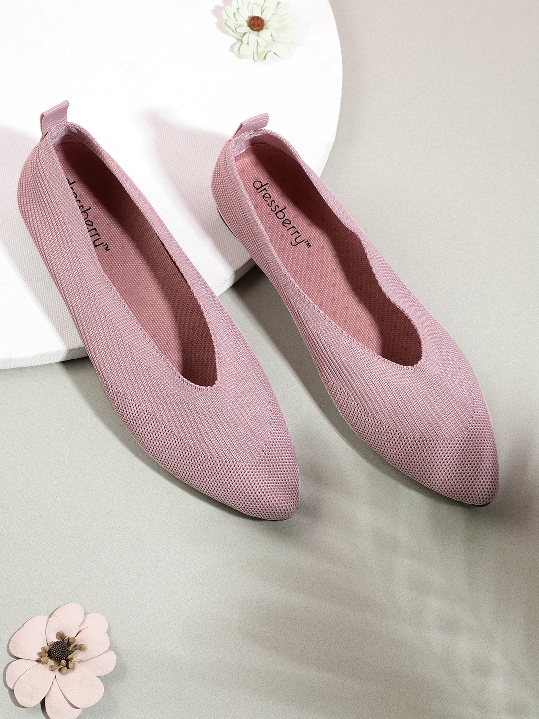 

DressBerry Women Pink Woven Design Ballerinas