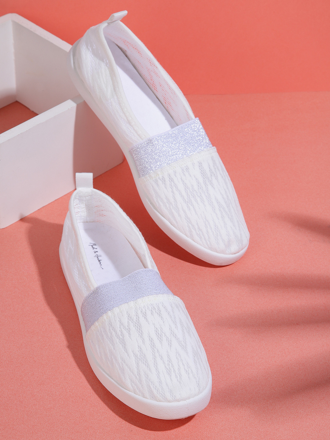 

Mast & Harbour Women White Woven Design Slip-On Sneakers