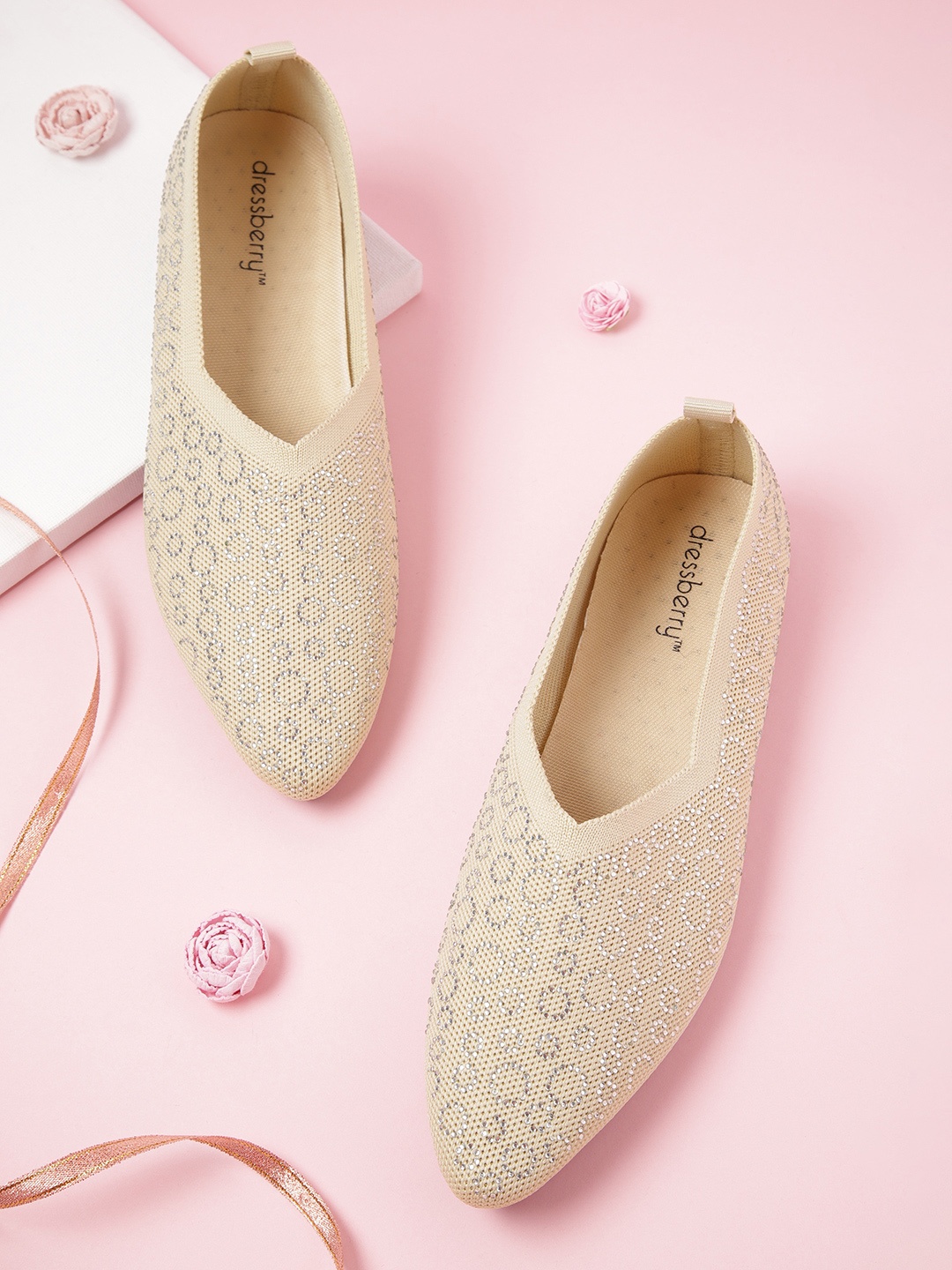 

DressBerry Women Beige & Silver-Toned Embellished Ballerinas