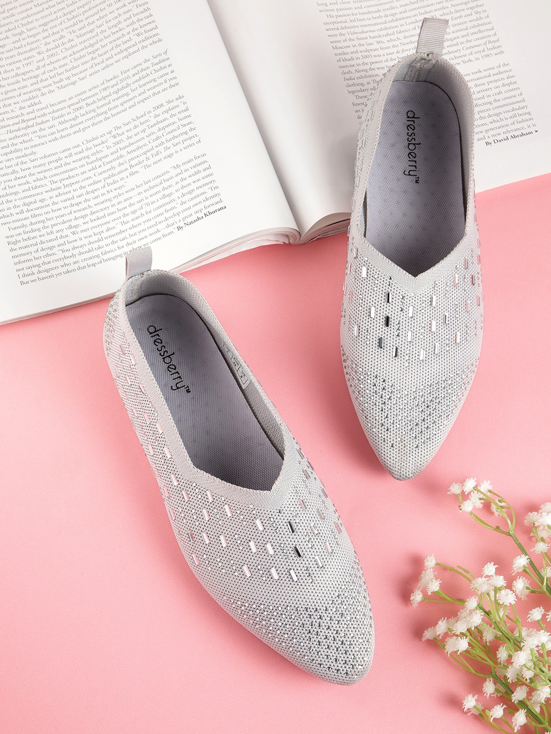 

DressBerry Women Grey Embellished Ballerinas