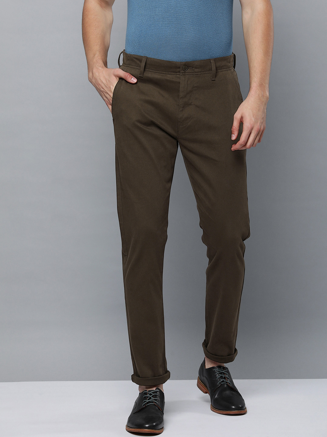 

Levis Men Olive Green 512 Slim Taper Fit Solid Mid Rise Chinos