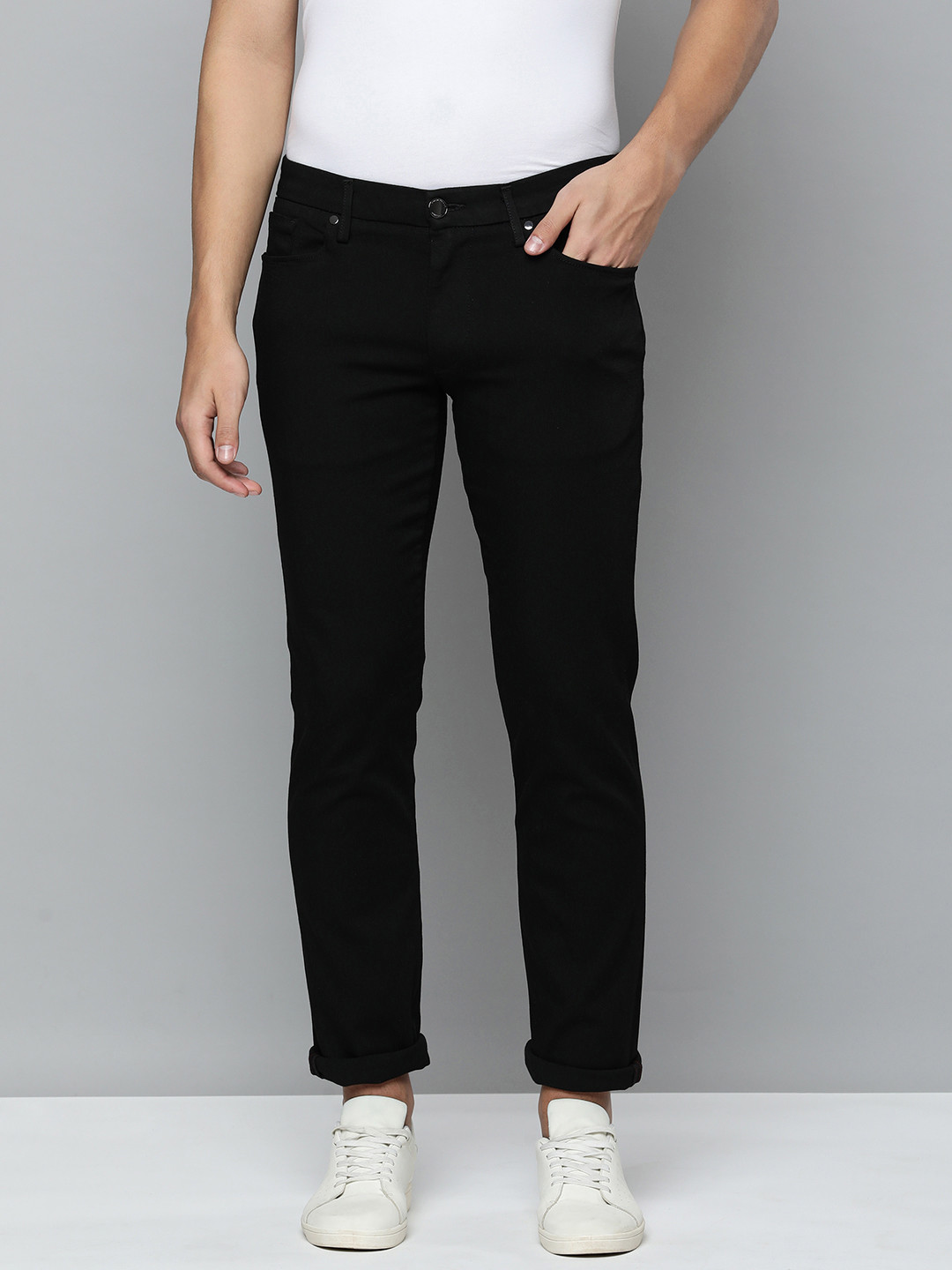 

Levis 511 Redloop Men Black Slim Fit Mid-Rise Clean Look Stretchable Jeans