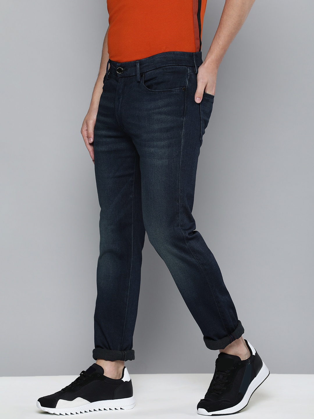 

Levis Men Dark Blue 511 Redloop Mid-Rise Slim Fit Light Fade Stretchable Jeans