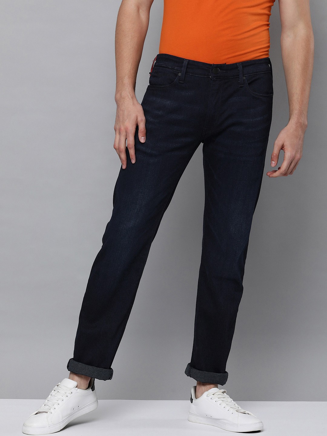 

Levis Men Dark Blue 513 Straight Fit Mid-Rise Stretchable Jeans