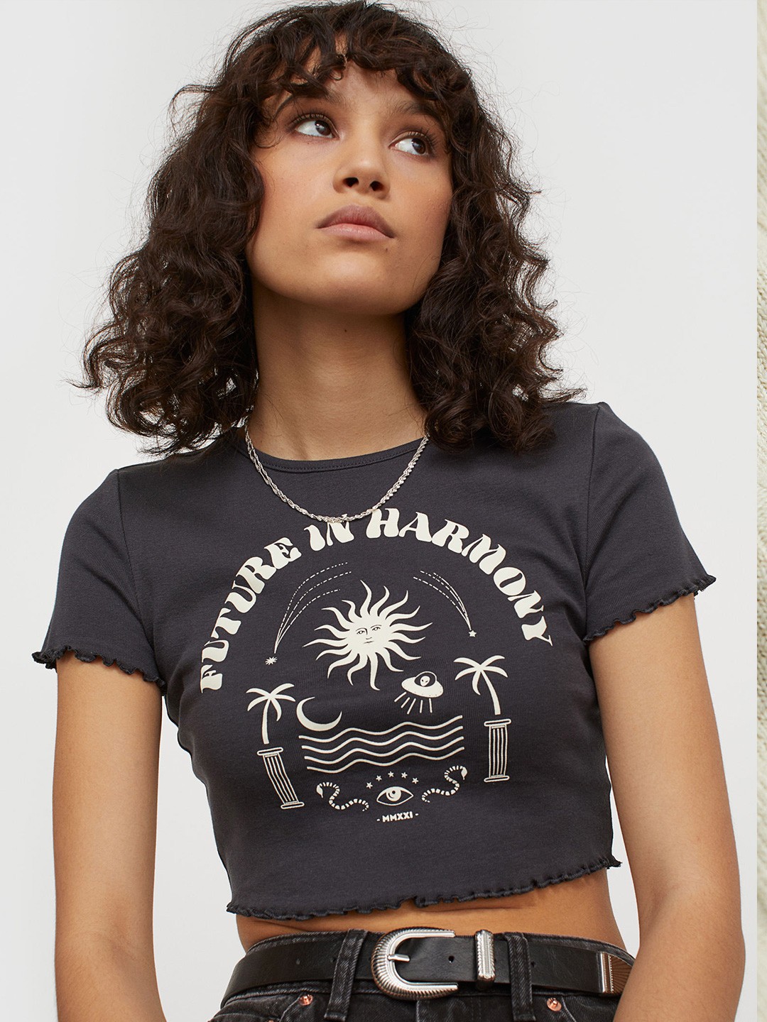 

H&M Women Grey & White Printed Cropped Top