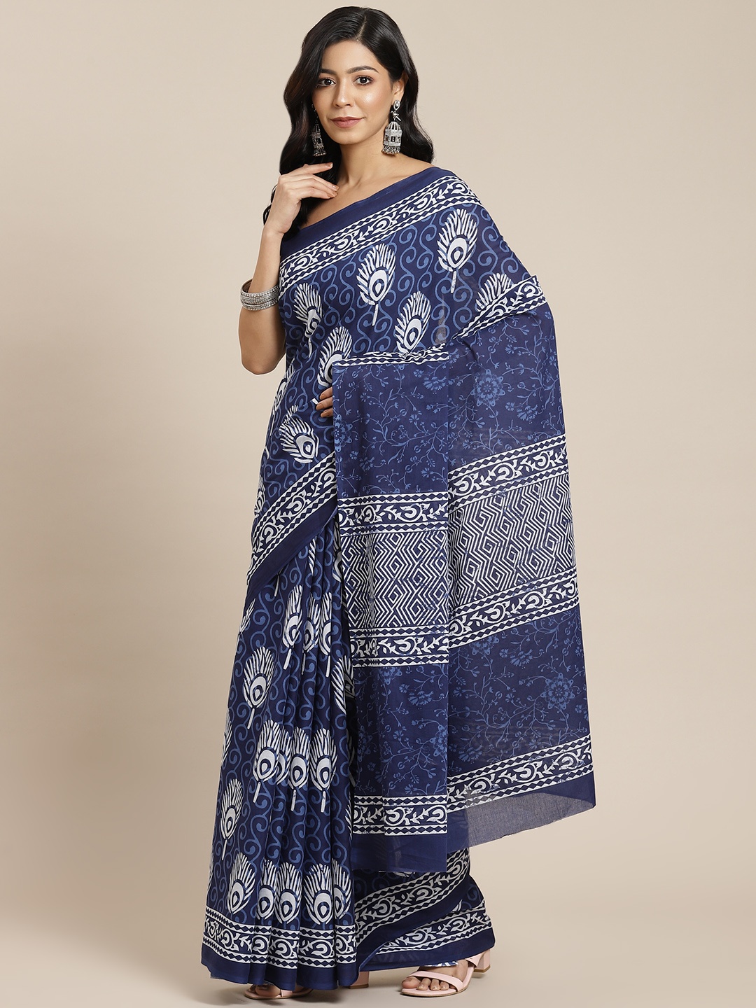 

Yufta Blue & White Ethnic Motifs Pure Cotton Block Print Saree