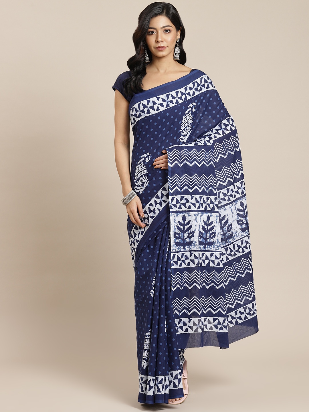 

Yufta Blue & White Ethnic Motifs Pure Cotton Block Print Saree