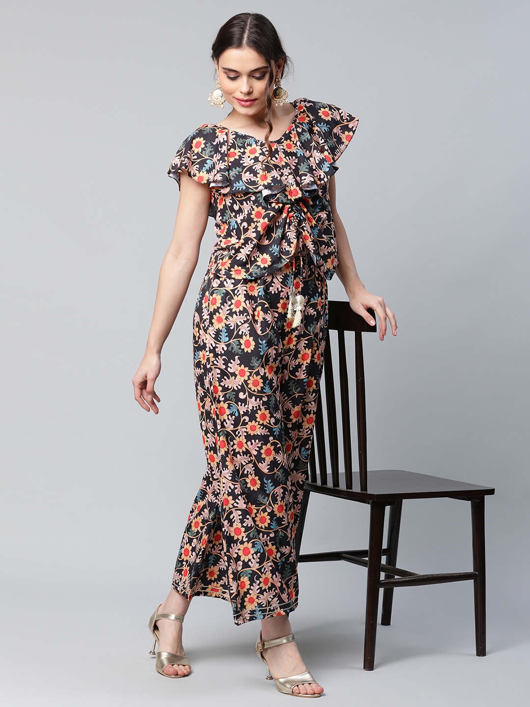 

Ahalyaa Women Black & Yellow Floral Print Top with Palazzos