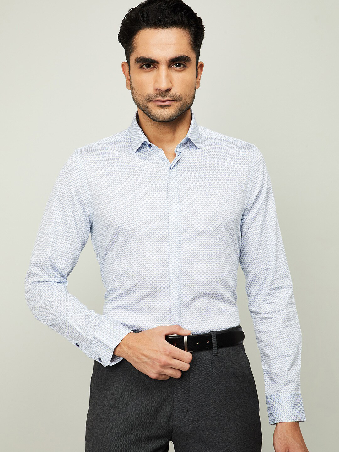 

CODE by Lifestyle Men Blue Slim Fit Printed Formal Shirt