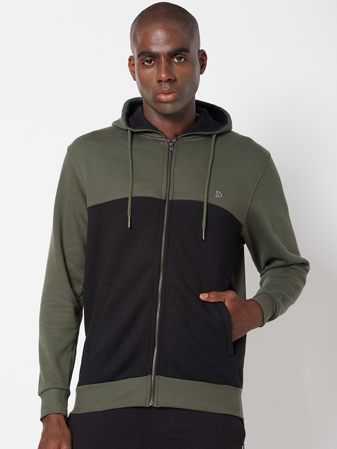

SPORTO Men Olive Green Colourblocked Hooded Sweatshirt