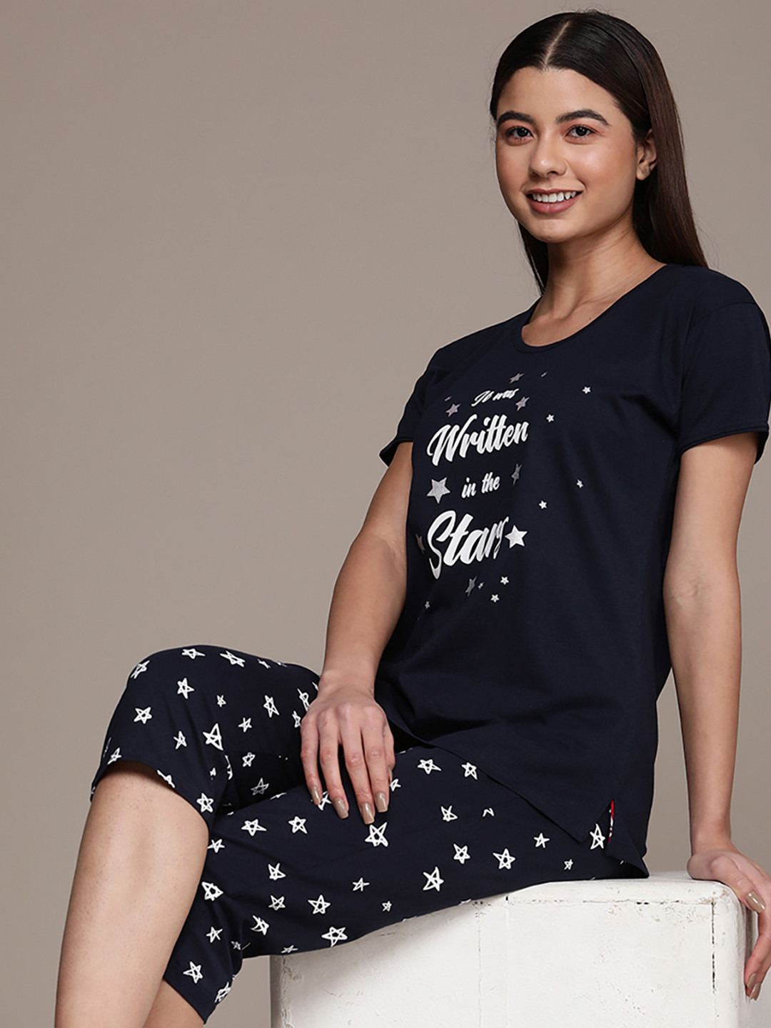 

beebelle Women Navy Blue & White Conversational Printed Pure Cotton Night suit