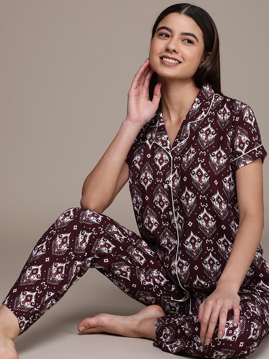 

beebelle Women Maroon & White Printed Night suit