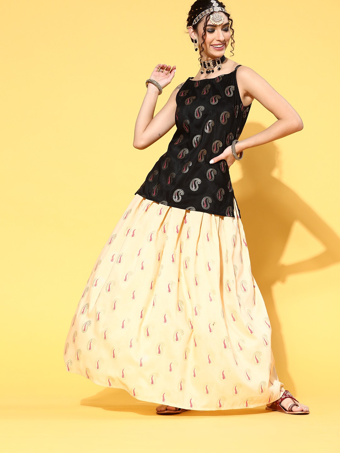 

ZIYAA Women Black Paisley Co-Ords