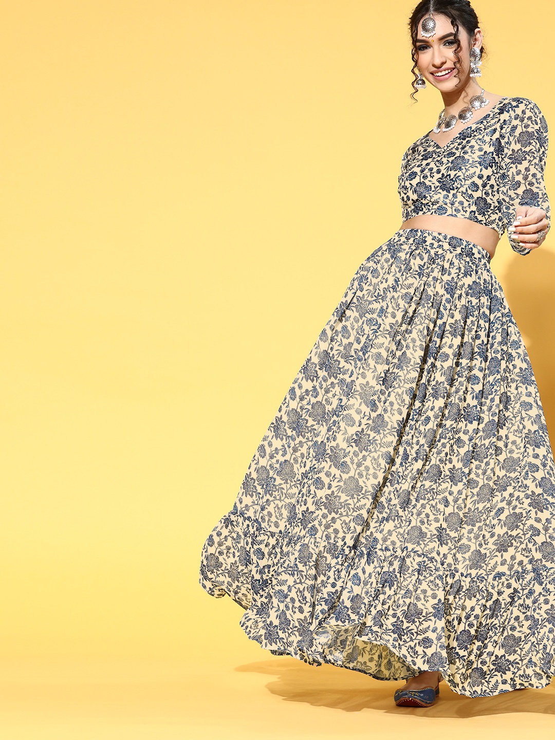 

Sangria Off-White Printed Co-Ords