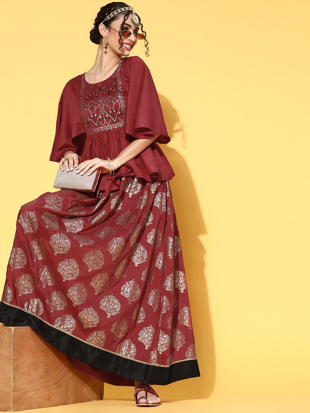 

Sangria Maroon Art Silk Ethnic Motifs Kurta Set