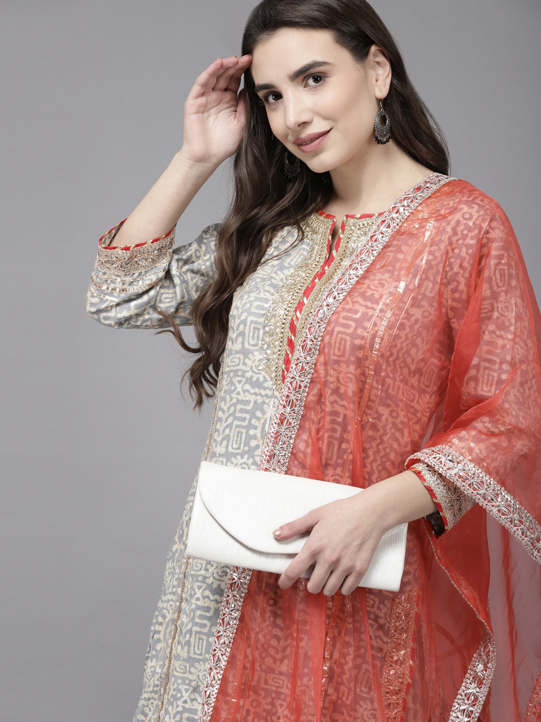 

Ishin Women Grey Embroidered Gotta Patti Kurta with Sharara & With Dupatta