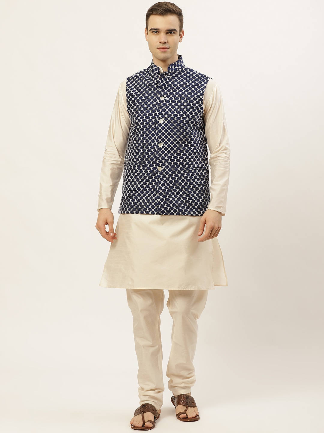 

Jompers Men Off White Kurta with Churidar & Nehru Jacket