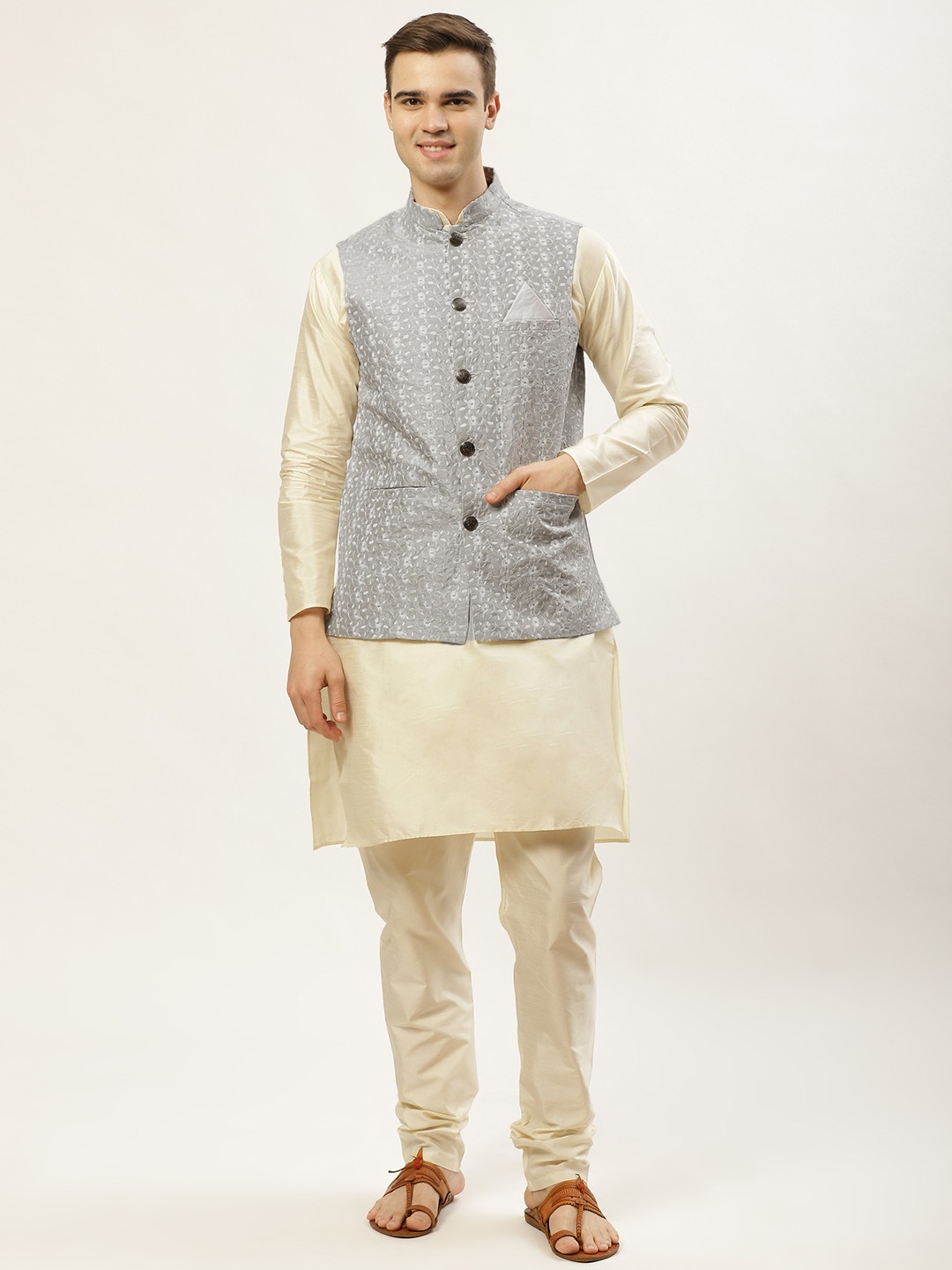 

Jompers Men Beige & Grey Solid Kurta with Churidar & Nehru Jacket