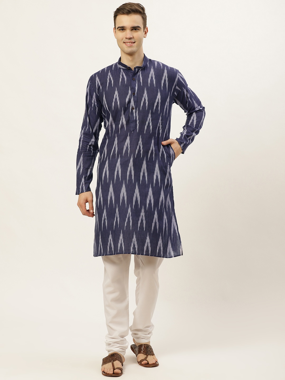 

Jompers Men Navy Blue Ikat Print Pure Cotton Kurta with Churidar