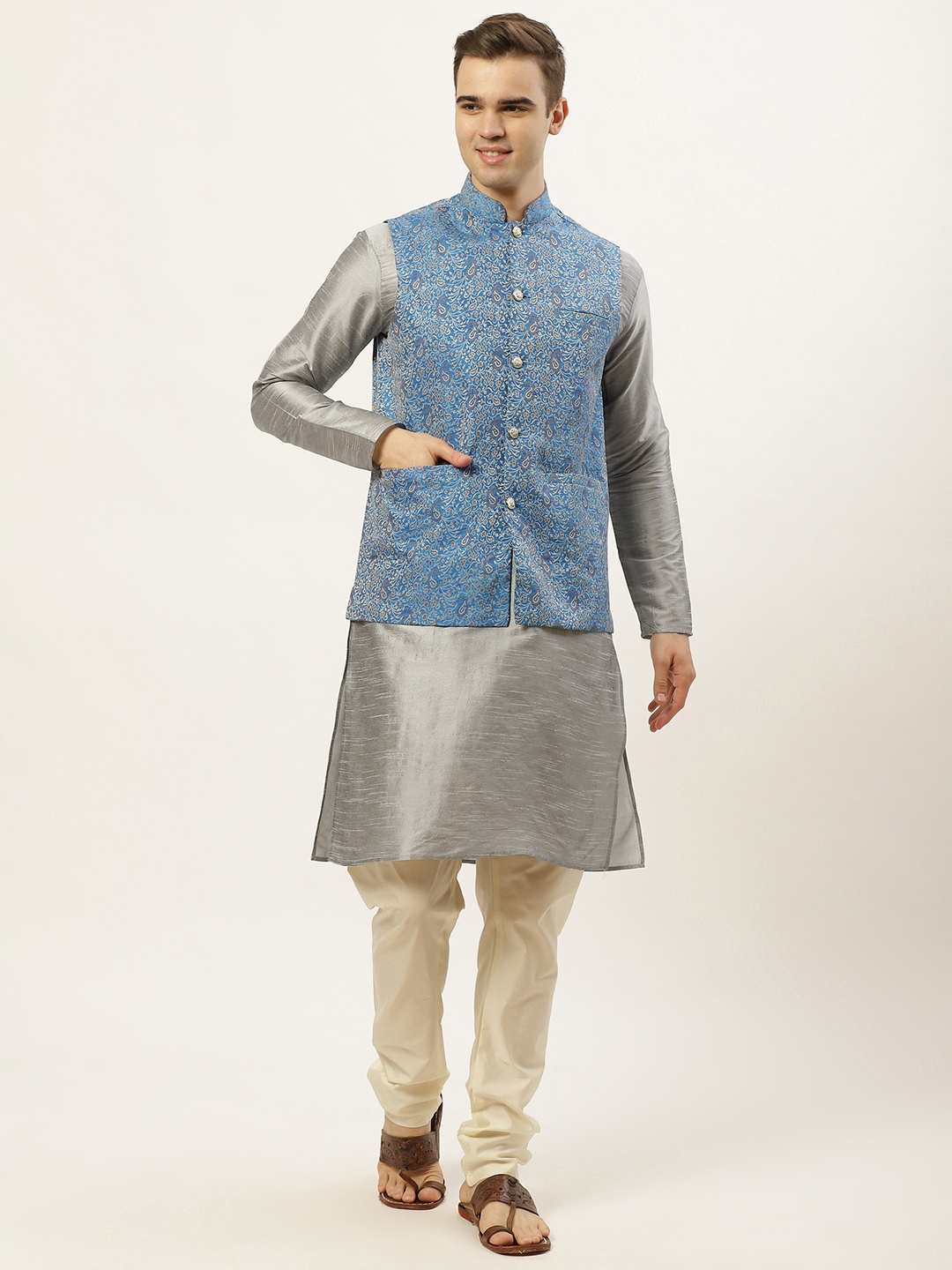 

Jompers Men Grey & Off-White Kurta with Churidar & Nehru Jacket