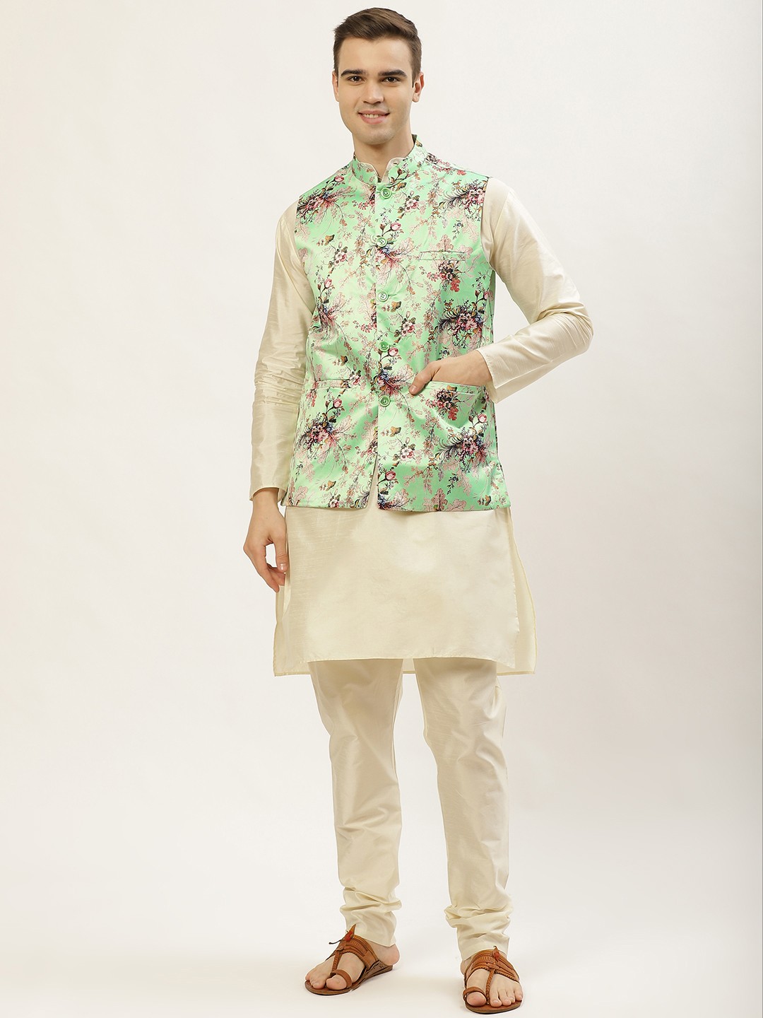

Jompers Men Off White Solid Kurta with Churidar & Nehru Jacket
